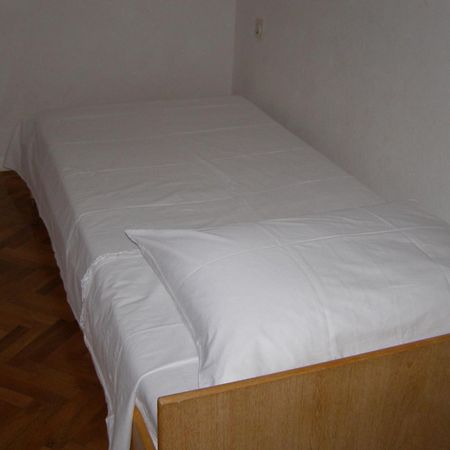 Apartment Marija Brbinj Exterior photo