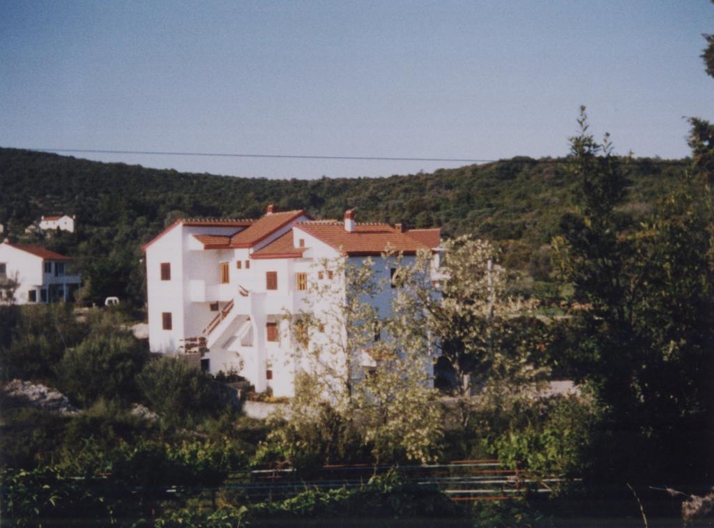 Apartment Marija Brbinj Exterior photo